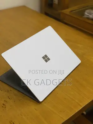 New Laptop Microsoft Surface Laptop 3 8GB Intel Core I5 SSD 256GB