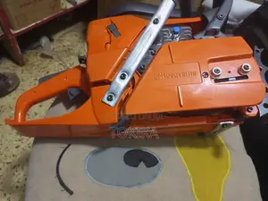 365 Husqvarna Chainsaw / Power Saw