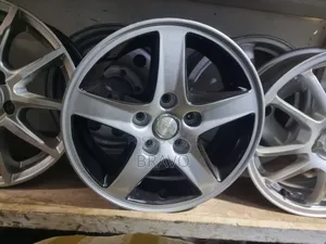 Noah Rims Size 15 Japan.