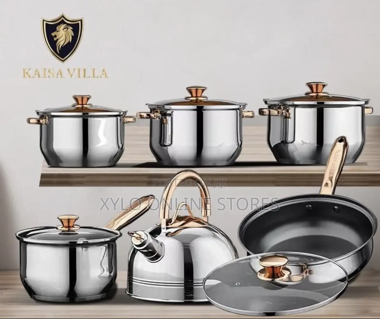 Heavy Stainless Steel Saucepans With a Kettle (Kaisavilla)