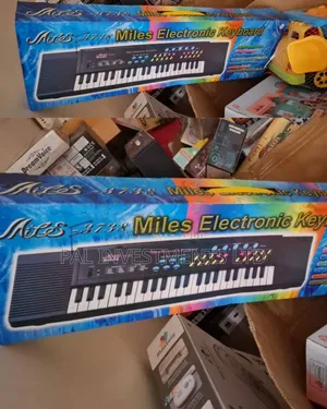 Photo - Miles Electronic Keyboard