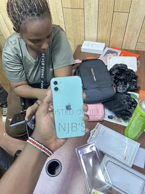 Apple iPhone 11 64 GB Green