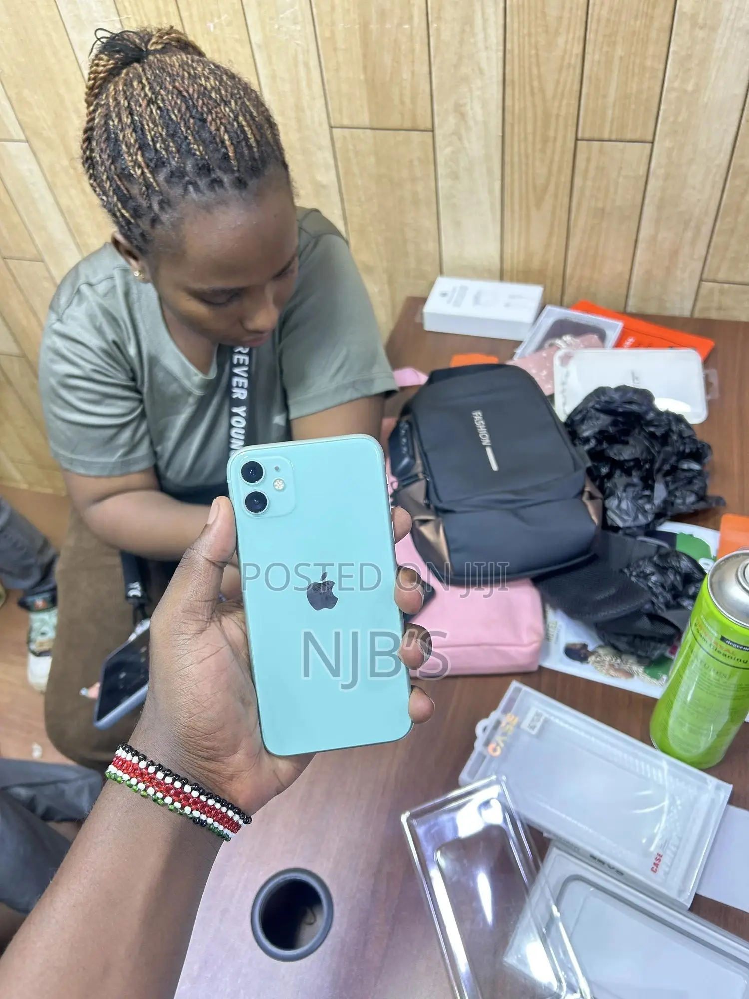 Apple iPhone 11 64 GB Green