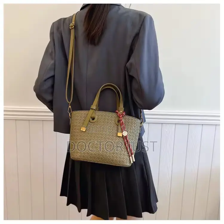 Army Green Korean Ins Tide Hand Carried Bucket Bag