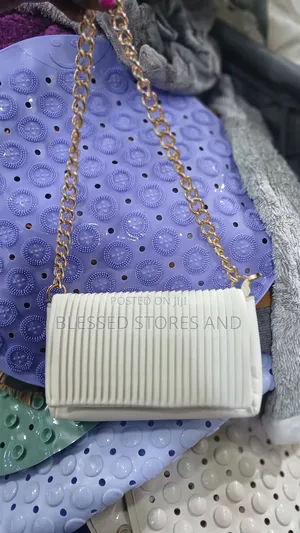 Ladies Chain Cross Bag
