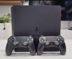 Chipped Playstation 4 Slim Ps4 With Games and 2 Controllers