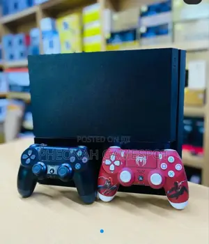 Ps4 Slim. Playstation 4 Slim