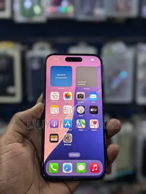 Photo - Apple iPhone 15 128 GB Black