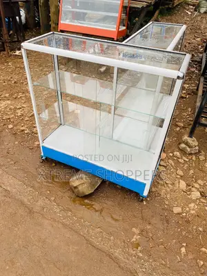 Glass Display Counter 3ft/ Pro