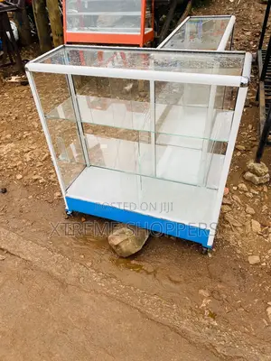 Glass Display Counter 3ft/ Pro