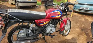 Bajaj Boxer 125 2024 Red