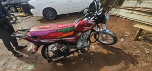 Bajaj Boxer 125 2023 Red