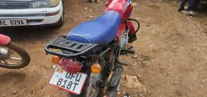 Bajaj Boxer 125 2024 Red