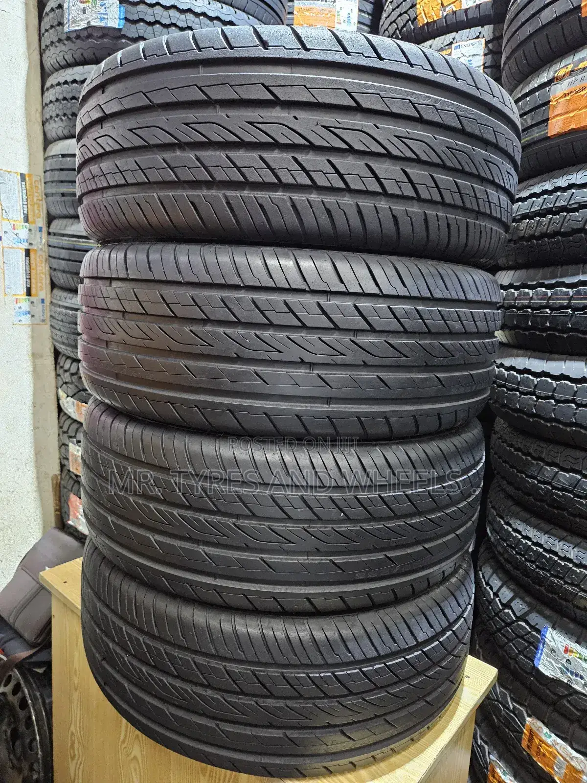225 45 R18 Ovation Tha Over Roll Tires From China 