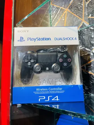 Playstation 4 Controller/Gaming Pad/ Black