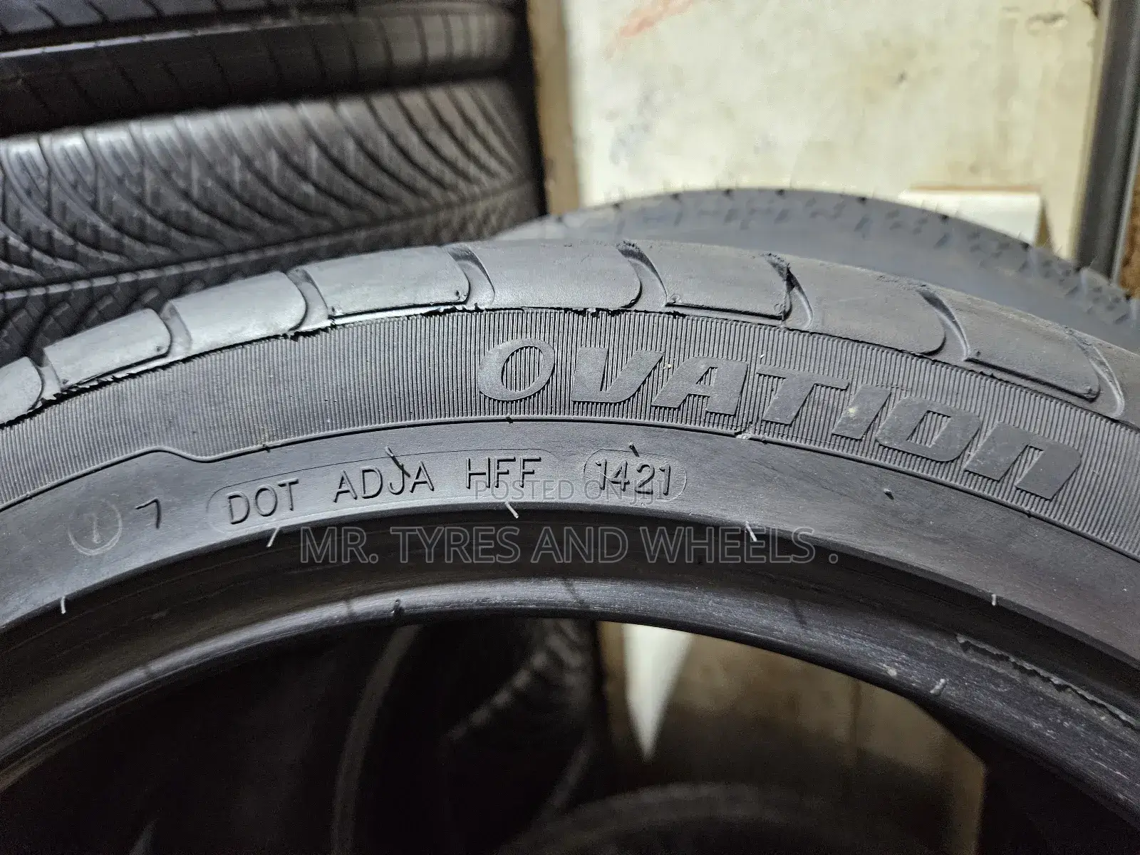 225 45 R18 Ovation Tha Over Roll Tires From China 