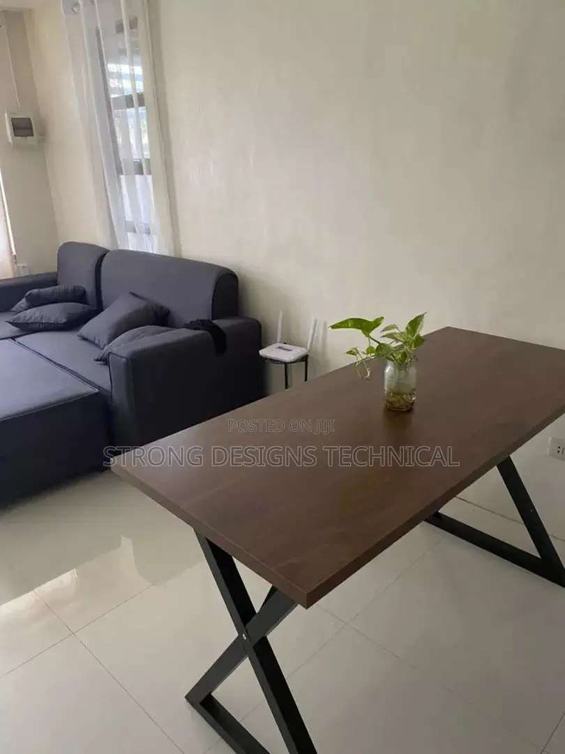 140cm Table. Can Be Used as Dining/ Reading / Office Desk.