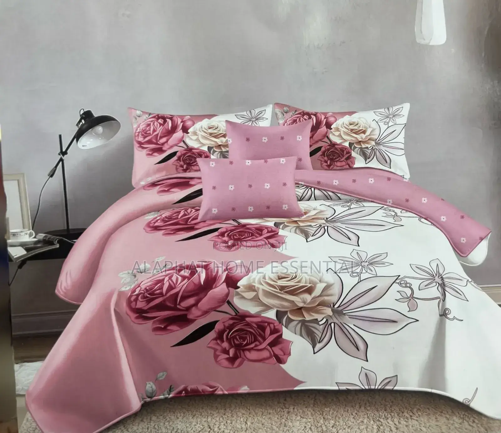 4 Pc Duvet 5*6 Duvet (2 Pillowcase and 1 Bedsheet)