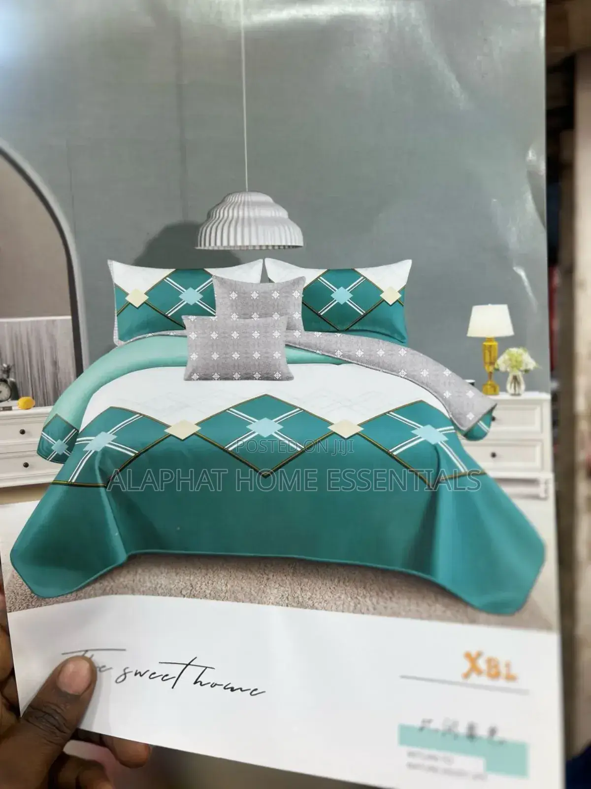 4 Pc Duvet 5*6 Duvet (2 Pillowcase and 1 Bedsheet)