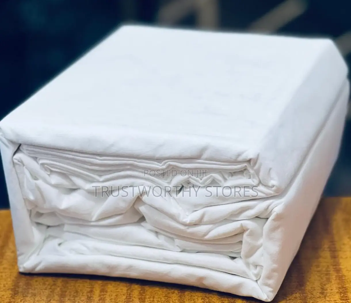 Plain Color Fitted Bedsheets With Designs and 2 Pillowcases