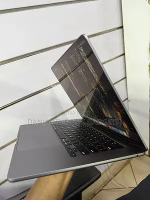 New Laptop Apple MacBook Air 2023 M2 8GB Apple M2 SSD 256GB