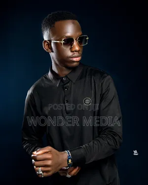 Photo - Indoor Shoot