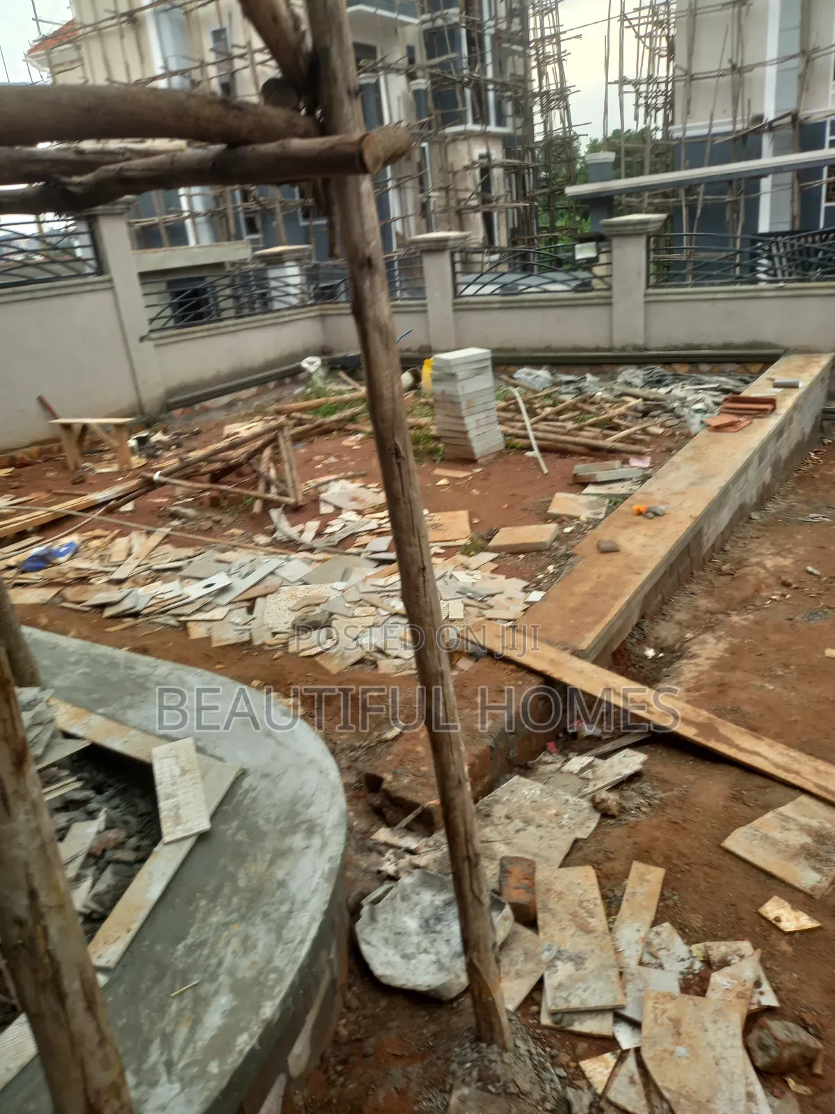Furnished 6bdrm Duplex in Ntinda, Central Division for sale