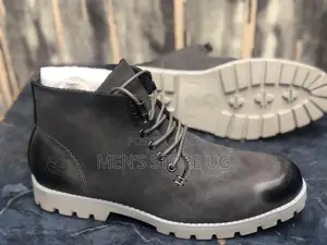 Timberland Men’S Casual Genuine Leather Boots