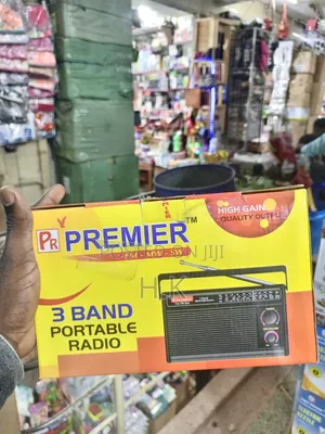 Premier Pr 3 Band Portable Radio (Fm-Mw-Sw).