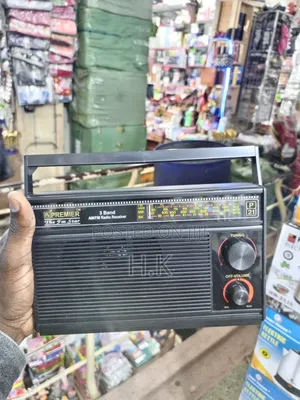 Premier Pr 3 Band Portable Radio (Fm-Mw-Sw).