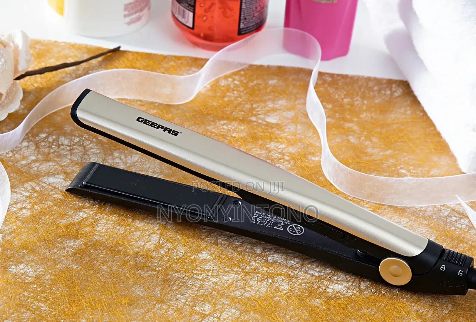 Geepas Top-Quality Hair Straightener, 2yr Warranty Ghs86016