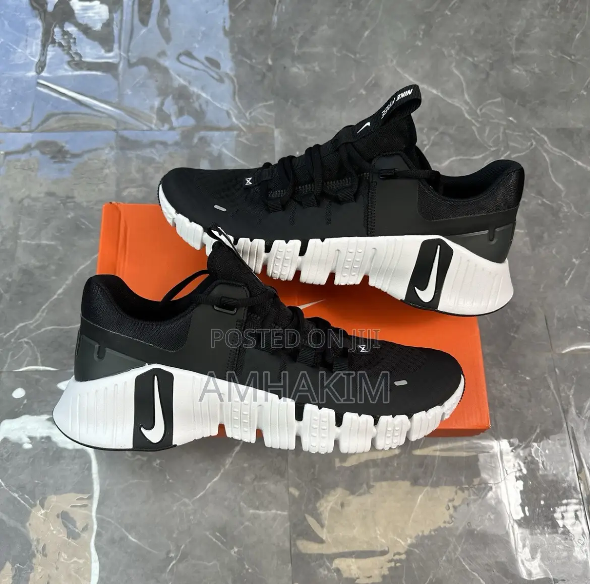 Classic Nike Free Metcon 5 Sneakers in Stock