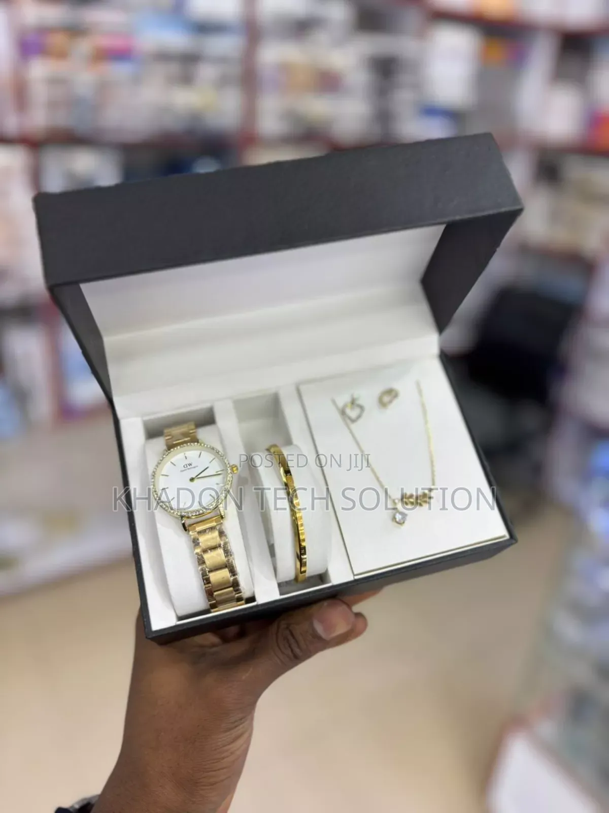 Daniel Wellington Classic Ladies Letast Watch