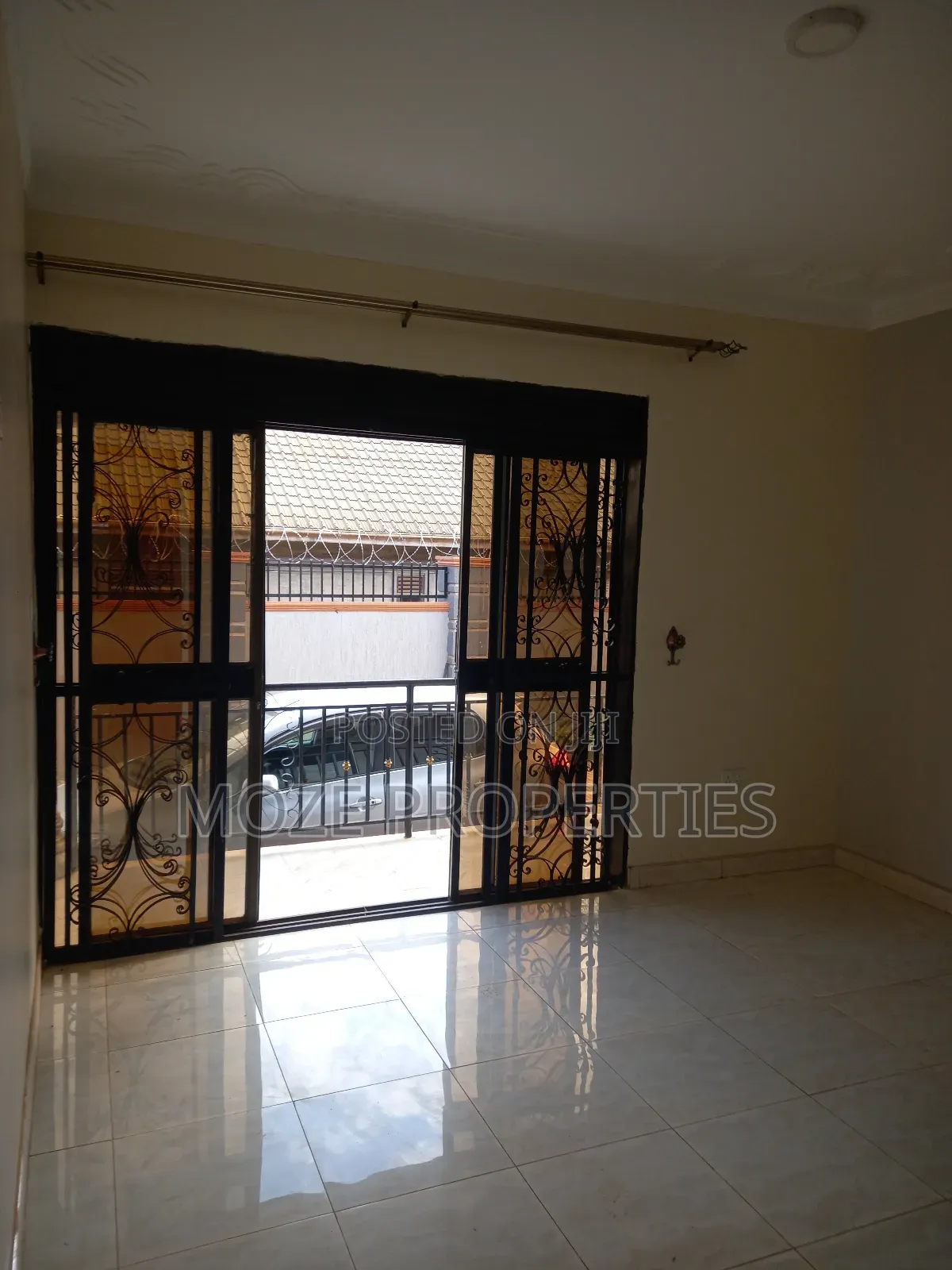 2bdrm Bungalow in Bweyogerere, Central Division for rent