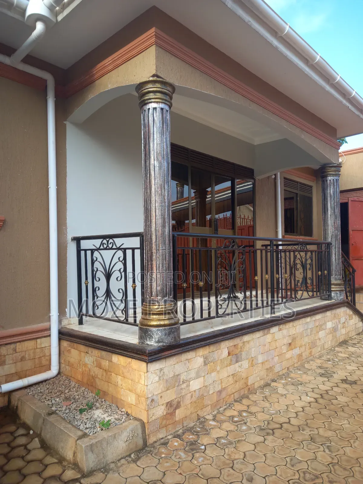 2bdrm Bungalow in Bweyogerere, Central Division for rent