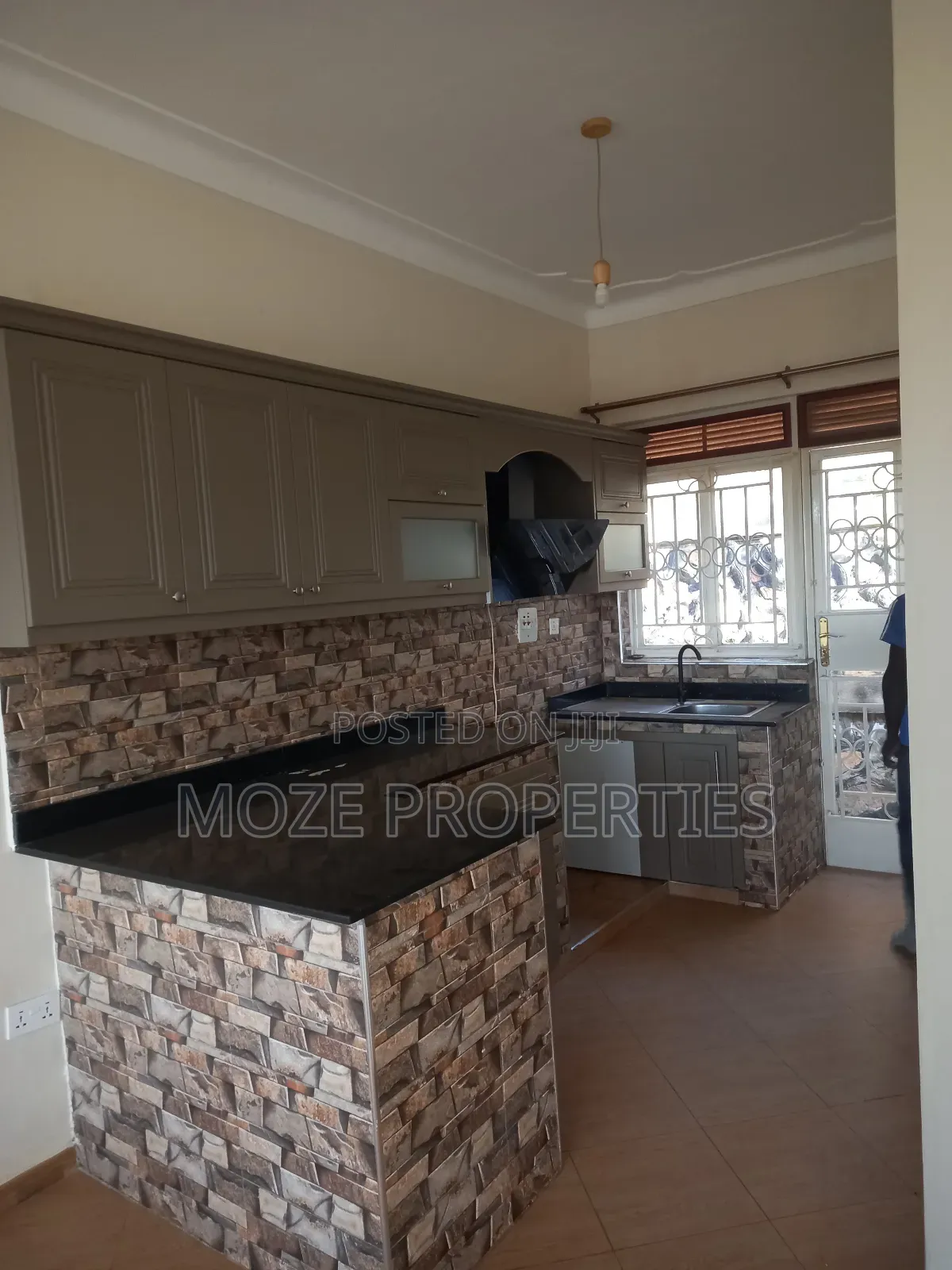 1bdrm Bungalow in Kyaliwajala, Central Division for rent