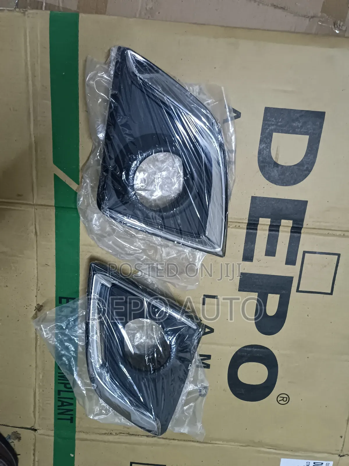 Isuzu Dmax New Fog Lamp Covers