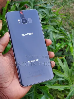 Photo - New Samsung Galaxy S8 Plus 128 GB Gray