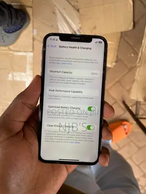 Apple iPhone 11 128 GB White