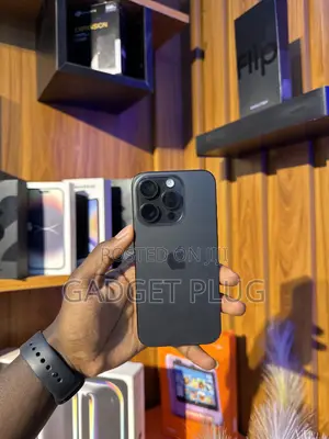 Photo - Apple iPhone 15 Pro 128 GB Black