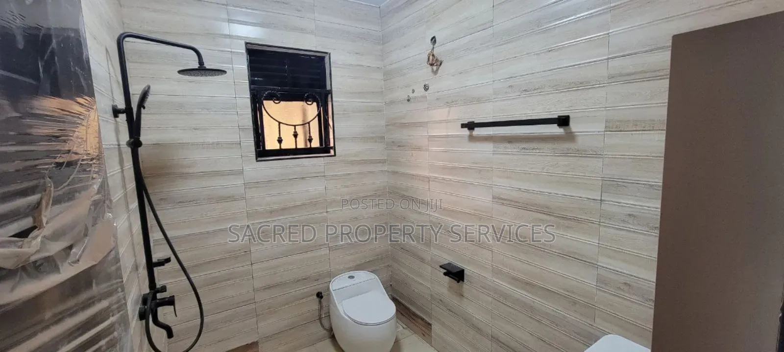 2bdrm Condo in Najjera, Central Division for sale