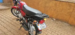Bajaj Boxer 125 2025 Red