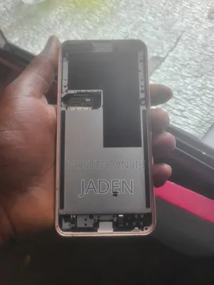Photo - Phone Repair