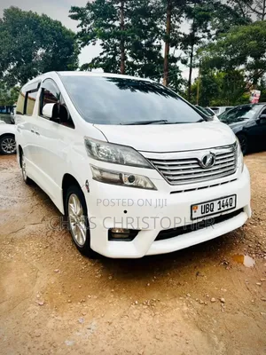 Toyota Vellfire 2009 White