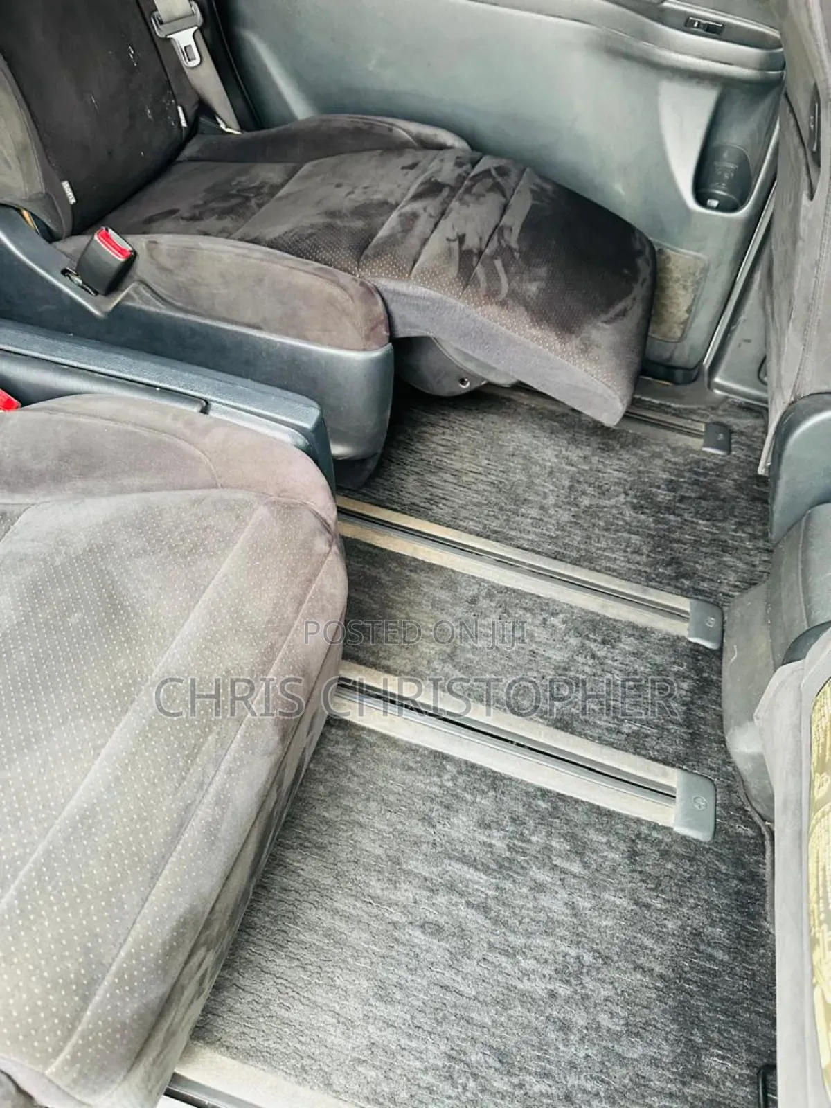 Toyota Vellfire 2009 White