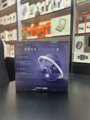 Harman Kardon Onyx Studio 8