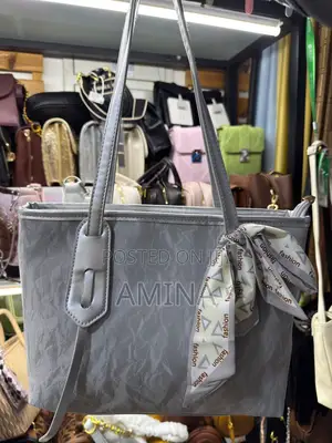 Photo - A Hand Bag for Women