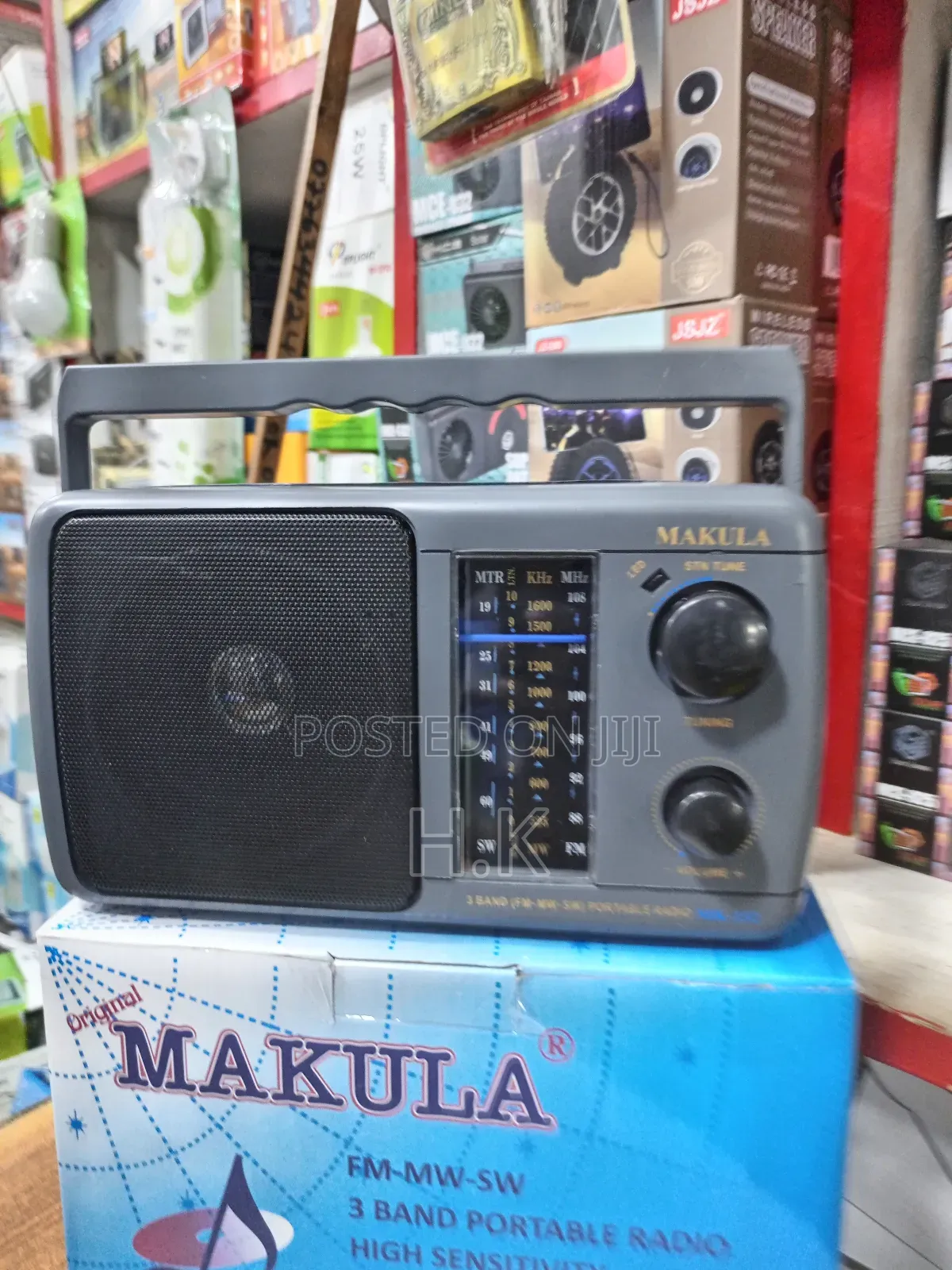 Makula Fm-Mw-Sw 3 Band Portable Radio.