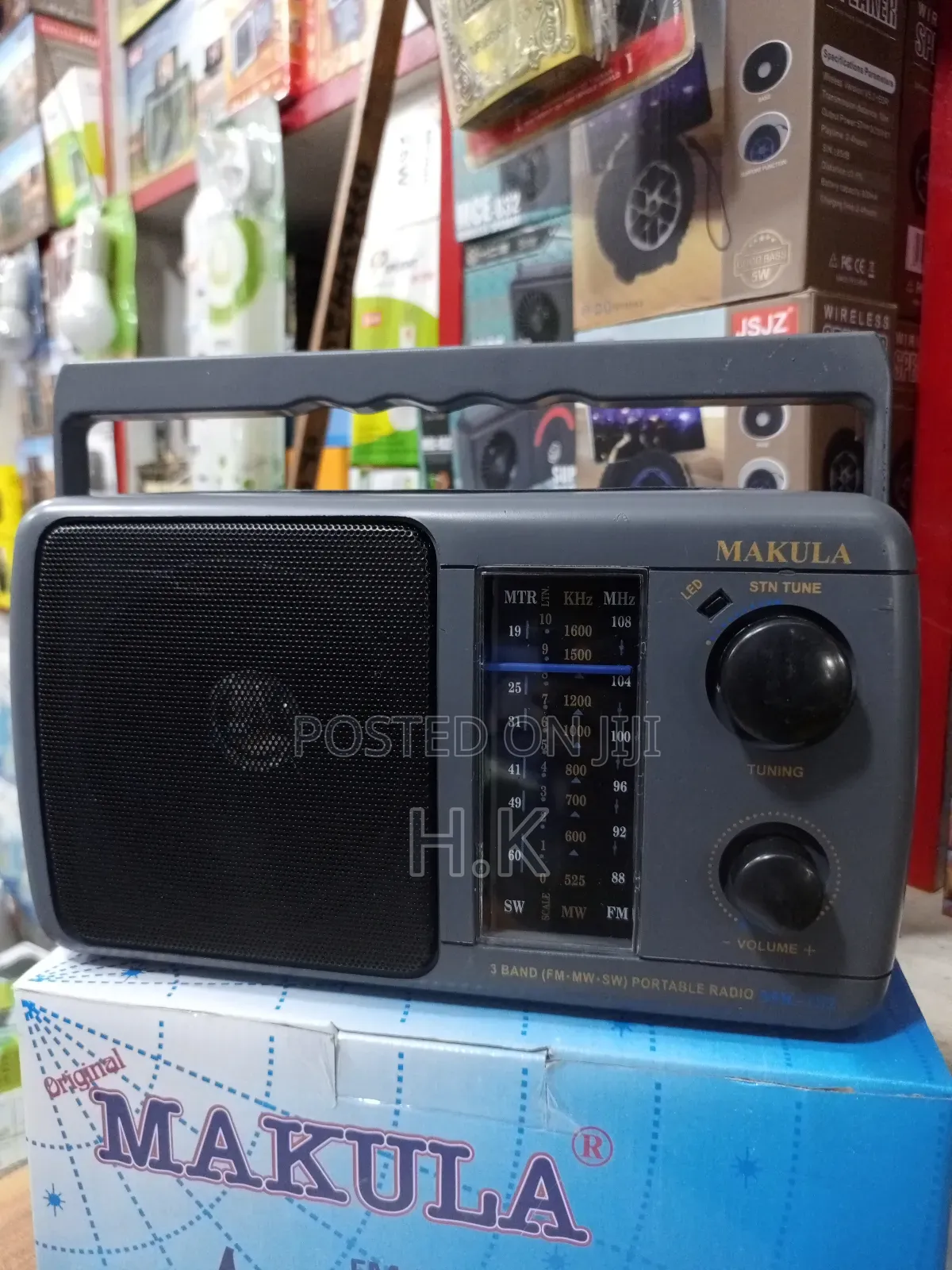 Makula Fm-Mw-Sw 3 Band Portable Radio.