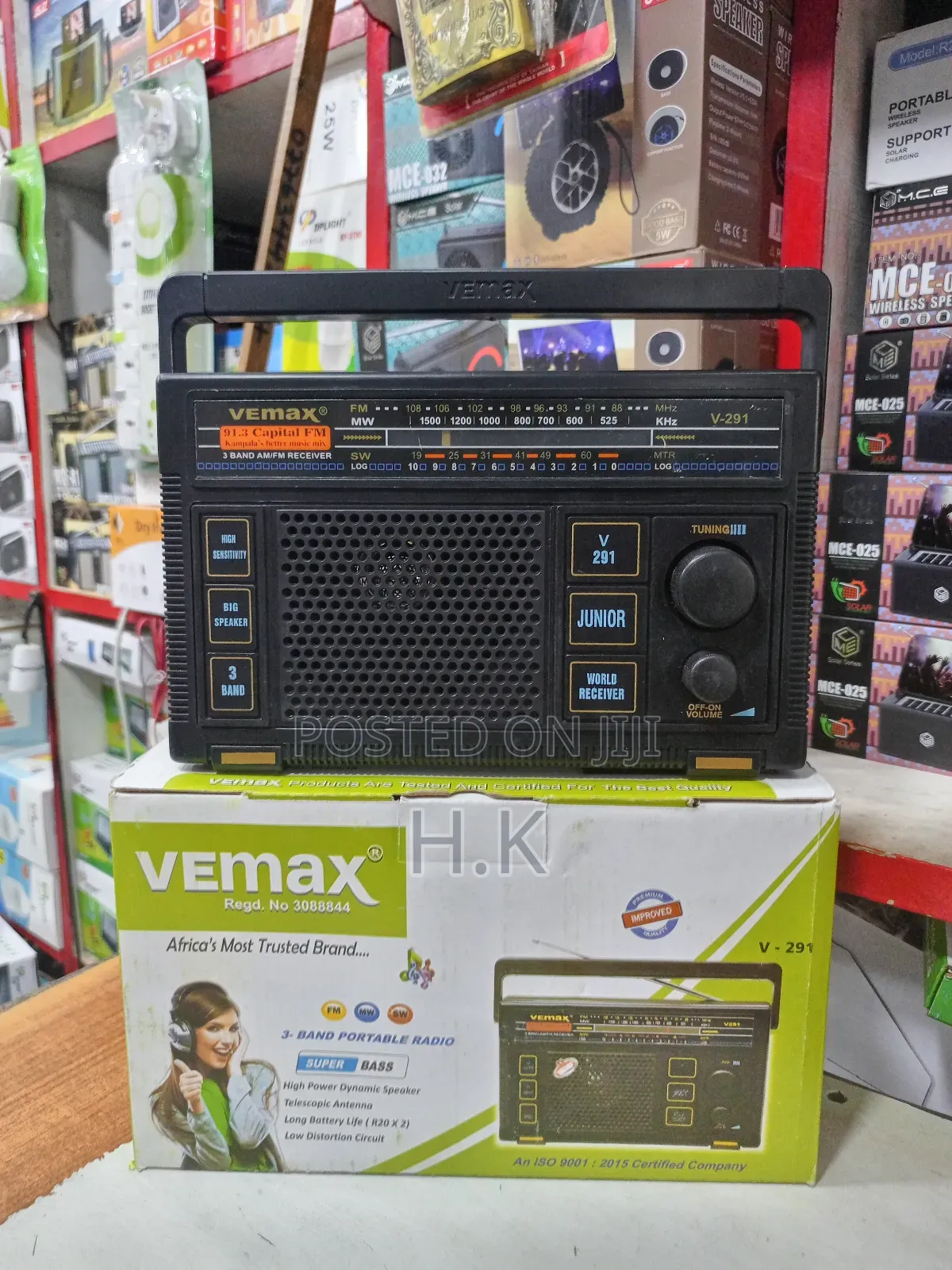 Vemax 3-Band Portable Radio, Model v-291